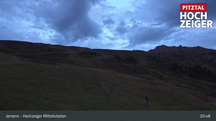 Archiv Foto Webcam Jerzens - Hochzeiger Mittelstation