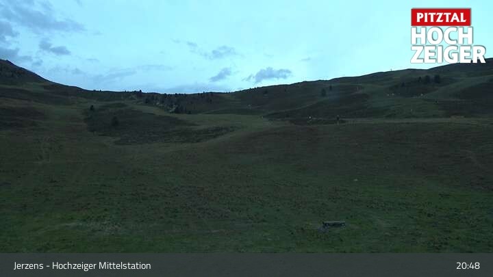 Archiv Foto Webcam Jerzens - Hochzeiger Mittelstation