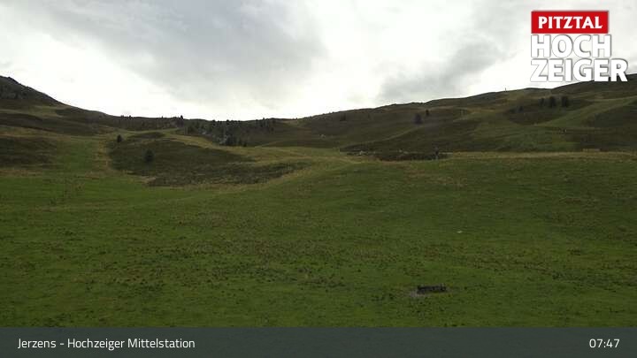 Archiv Foto Webcam Jerzens - Hochzeiger Mittelstation