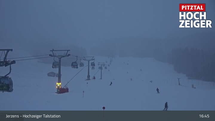 Archiv Foto Webcam Jerzens - Hochzeiger Talstation