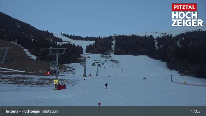 Archiv Foto Webcam Jerzens - Hochzeiger Talstation