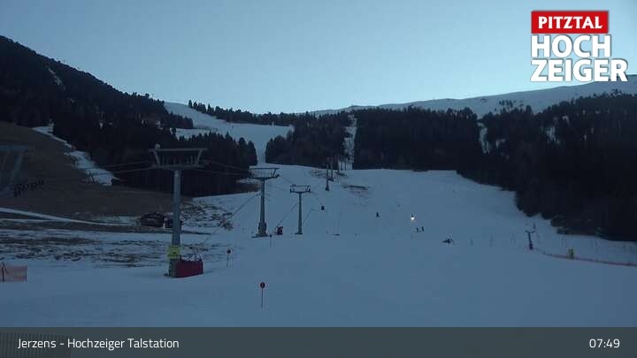 Archiv Foto Webcam Jerzens - Hochzeiger Talstation