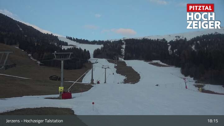 Archiv Foto Webcam Jerzens - Hochzeiger Talstation