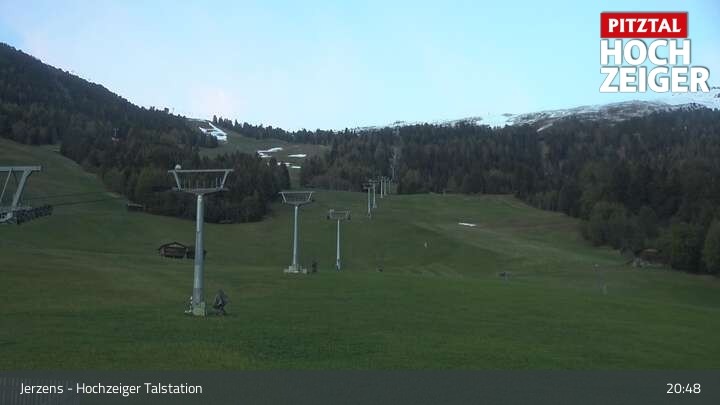 Archiv Foto Webcam Jerzens - Hochzeiger Talstation