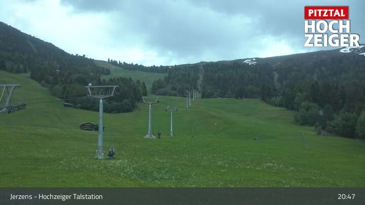 Archiv Foto Webcam Jerzens - Hochzeiger Talstation