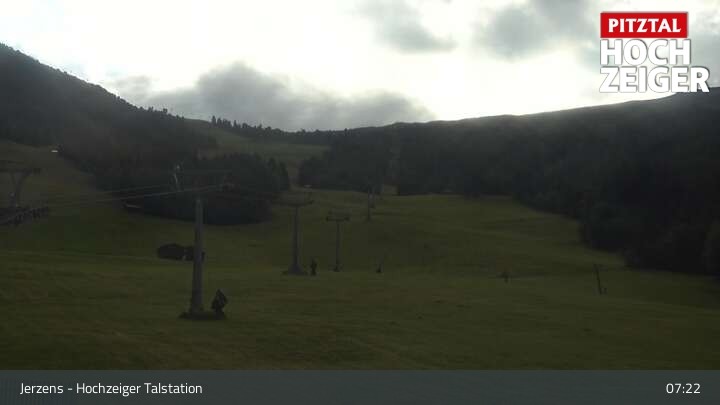 Archiv Foto Webcam Jerzens - Hochzeiger Talstation