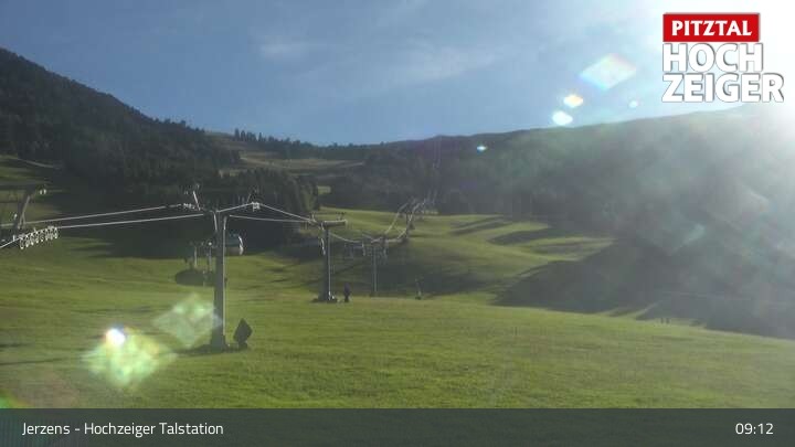 Archiv Foto Webcam Jerzens - Hochzeiger Talstation