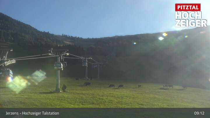 Archiv Foto Webcam Jerzens - Hochzeiger Talstation