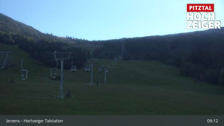 Archiv Foto Webcam Jerzens - Hochzeiger Talstation
