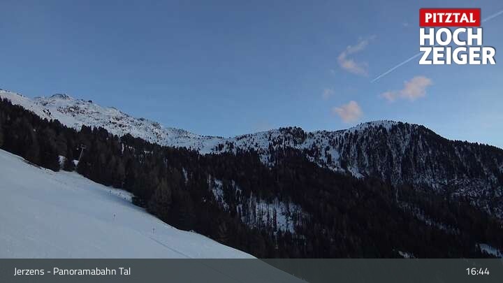 Archiv Foto Webcam Jerzens - Zirbenbahn Bergstation