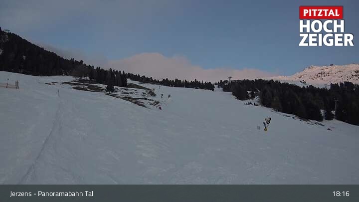 Archiv Foto Webcam Jerzens - Zirbenbahn Bergstation