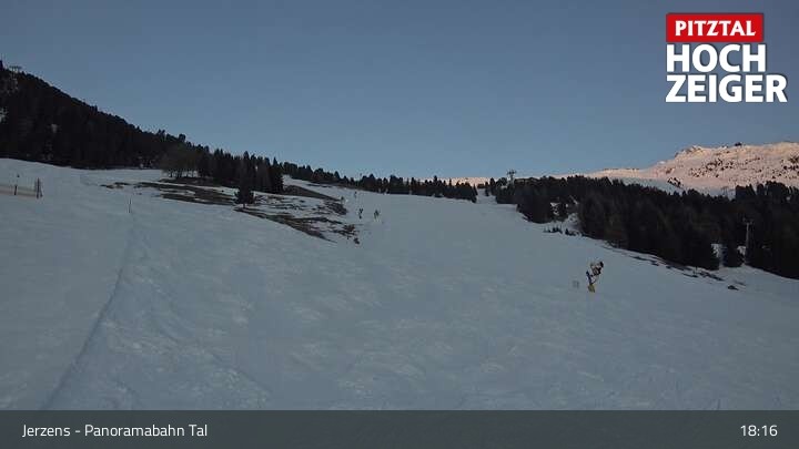 Archiv Foto Webcam Jerzens - Zirbenbahn Bergstation