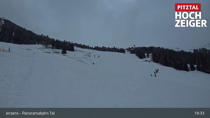 Archiv Foto Webcam Jerzens - Zirbenbahn Bergstation