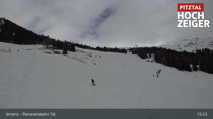 Archiv Foto Webcam Jerzens - Zirbenbahn Bergstation