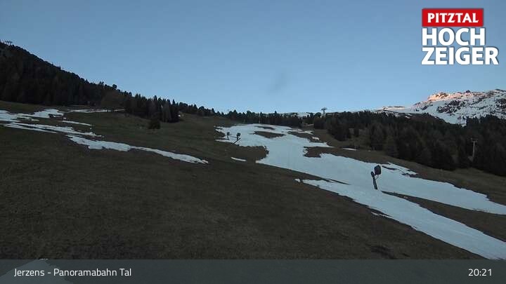 Archiv Foto Webcam Jerzens - Zirbenbahn Bergstation