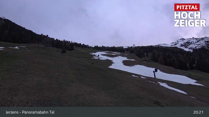Archiv Foto Webcam Jerzens - Zirbenbahn Bergstation