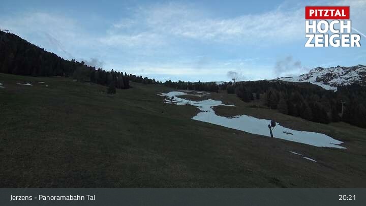 Archiv Foto Webcam Jerzens - Zirbenbahn Bergstation