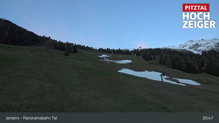 Archiv Foto Webcam Jerzens - Zirbenbahn Bergstation