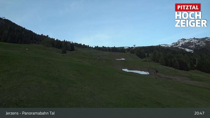 Archiv Foto Webcam Jerzens - Zirbenbahn Bergstation
