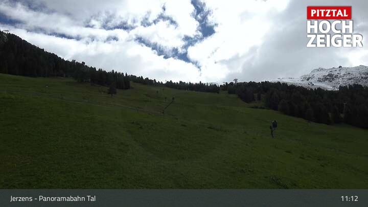 Archived image Webcam Jerzens - Zirbenbahn Bergstation