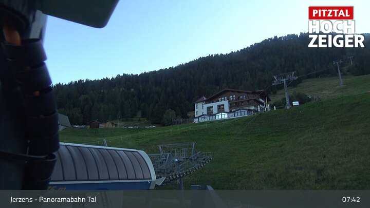 Archiv Foto Webcam Jerzens - Zirbenbahn Bergstation