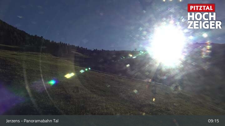 Archived image Webcam Jerzens - Zirbenbahn Bergstation
