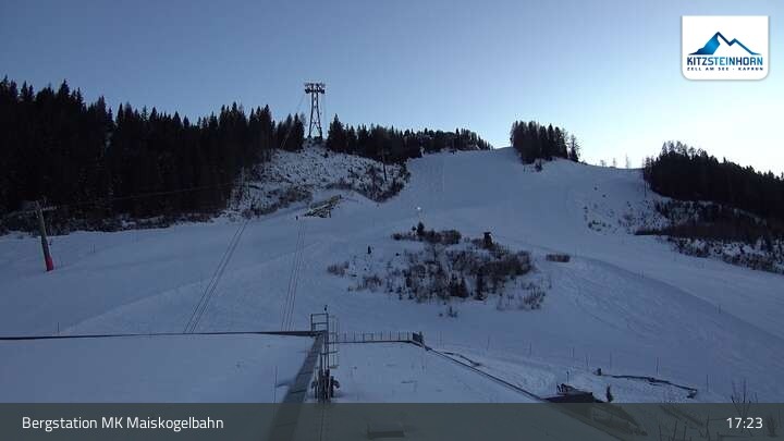 Archiv Foto Webcam Kaprun: Blick von der Bergstation Maiskogelbahn