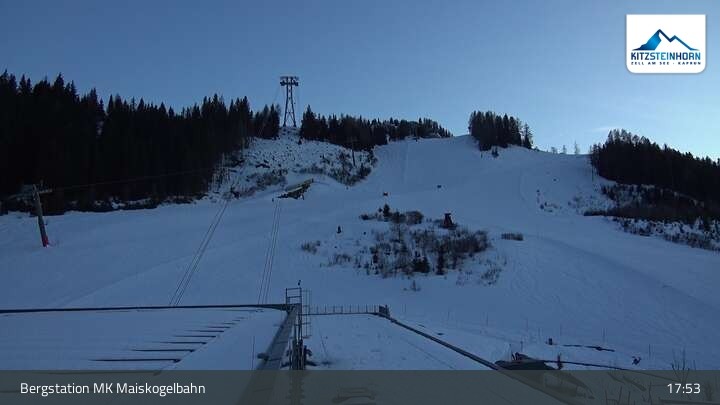 Archived image Webcam Kaprun: View Top Station Maiskogelbahn