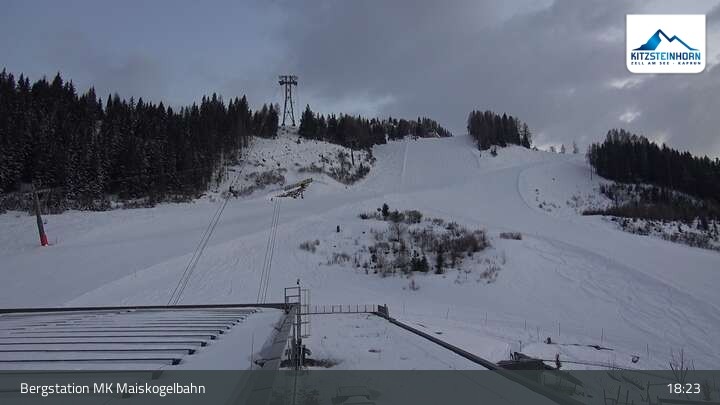 Archiv Foto Webcam Kaprun: Blick von der Bergstation Maiskogelbahn