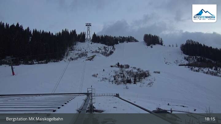 Archived image Webcam Kaprun: View Top Station Maiskogelbahn