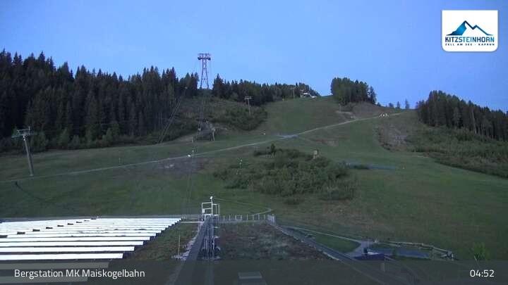 Archived image Webcam Kaprun: View Top Station Maiskogelbahn