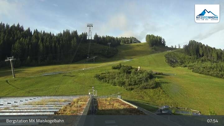 Archived image Webcam Kaprun: View Top Station Maiskogelbahn