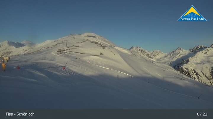 Archiv Foto Webcam Fiss: Schönjochbahn