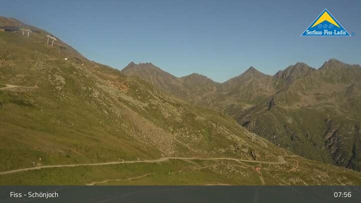 Archived image Webcam Fiss: Schönjochbahn lift