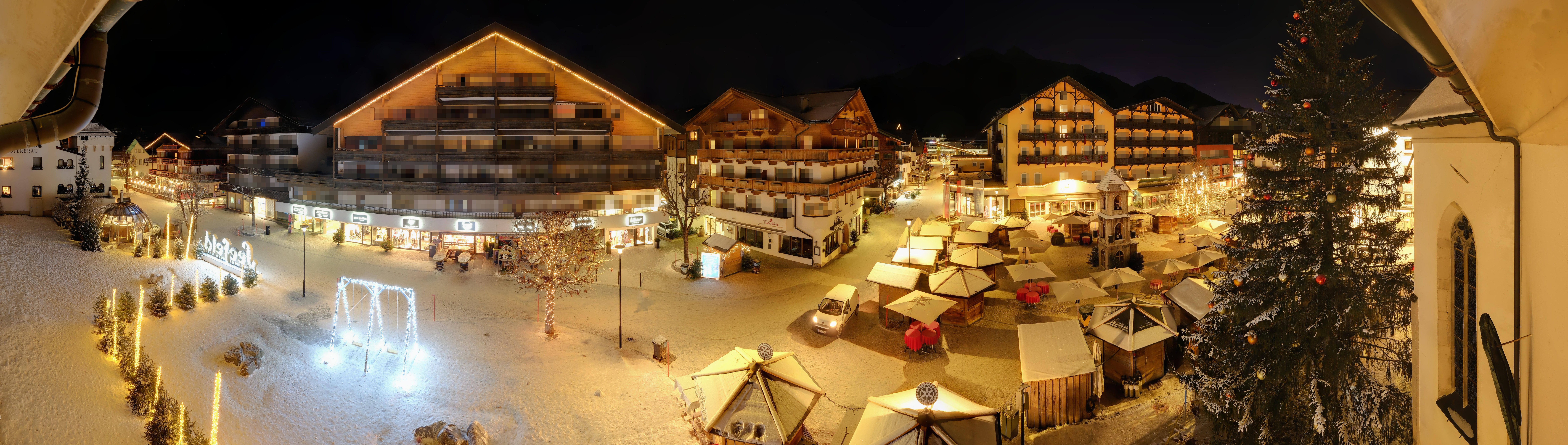 Archiv Foto Webcam Dorfplatz, Seefeld in Tirol