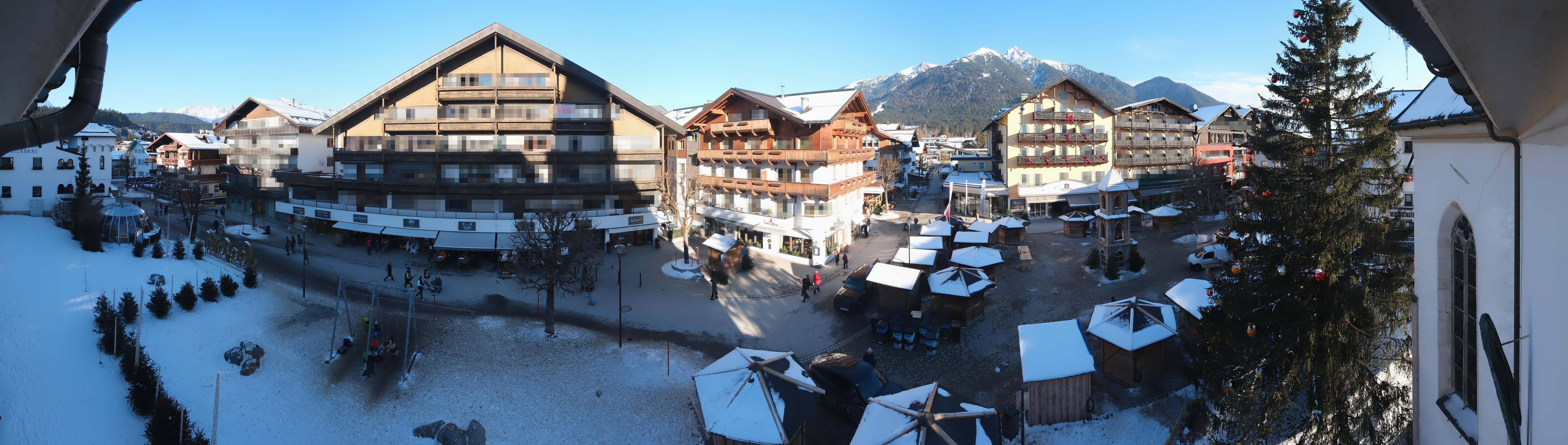 Archiv Foto Webcam Dorfplatz, Seefeld in Tirol