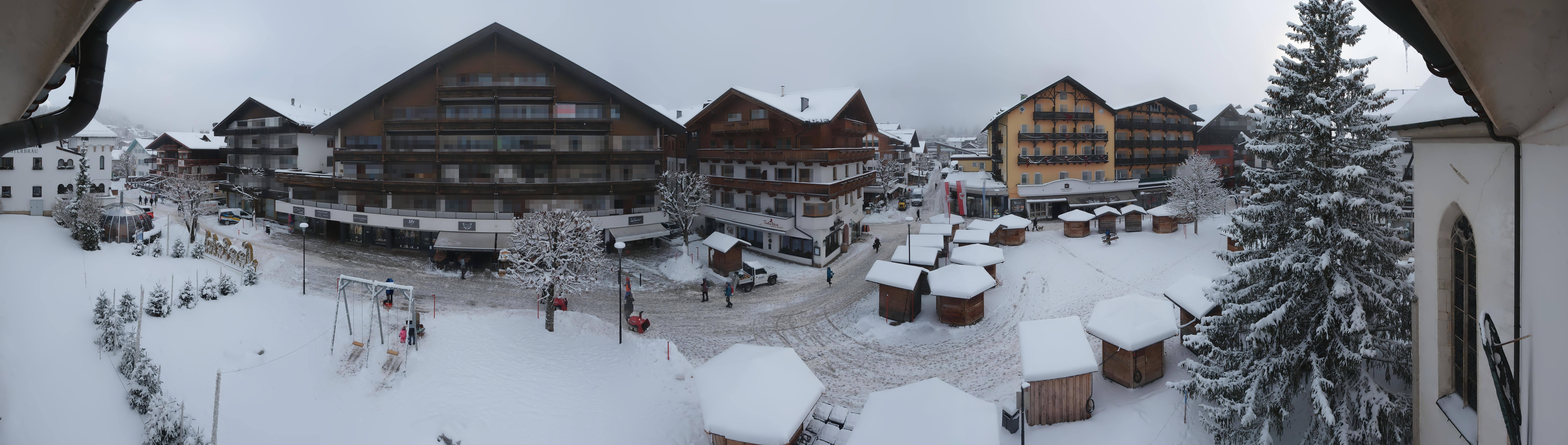 Archiv Foto Webcam Dorfplatz, Seefeld in Tirol