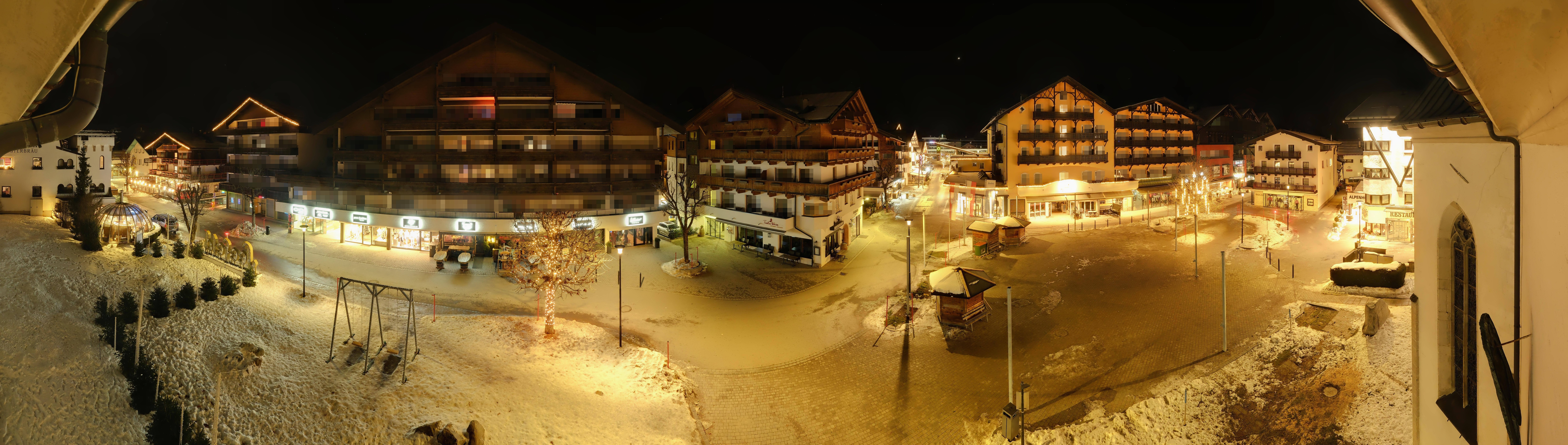Archiv Foto Webcam Dorfplatz, Seefeld in Tirol