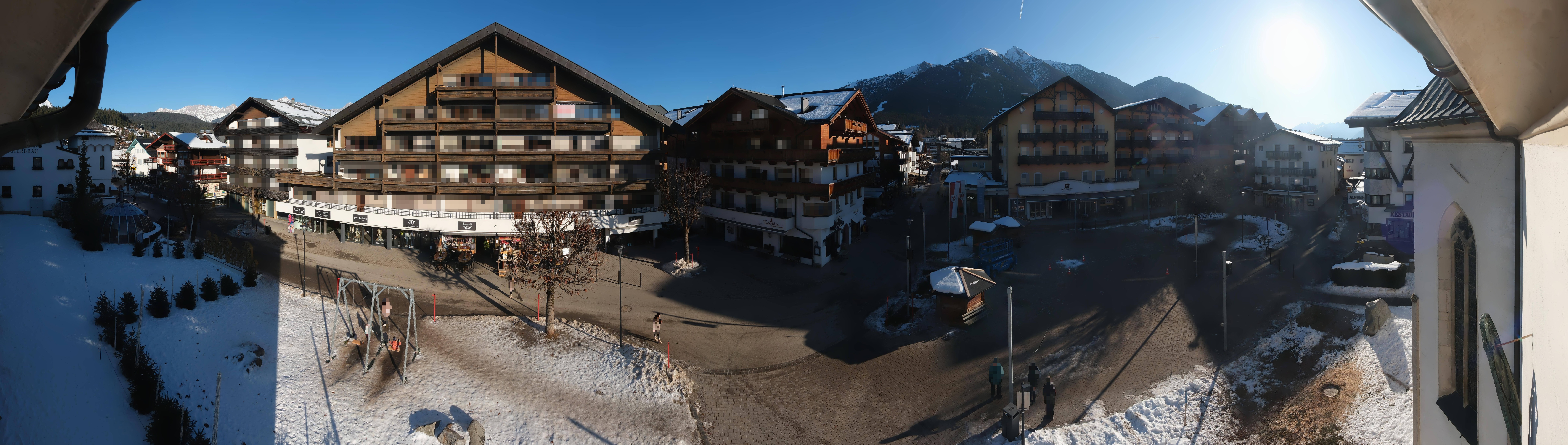 Archiv Foto Webcam Dorfplatz, Seefeld in Tirol