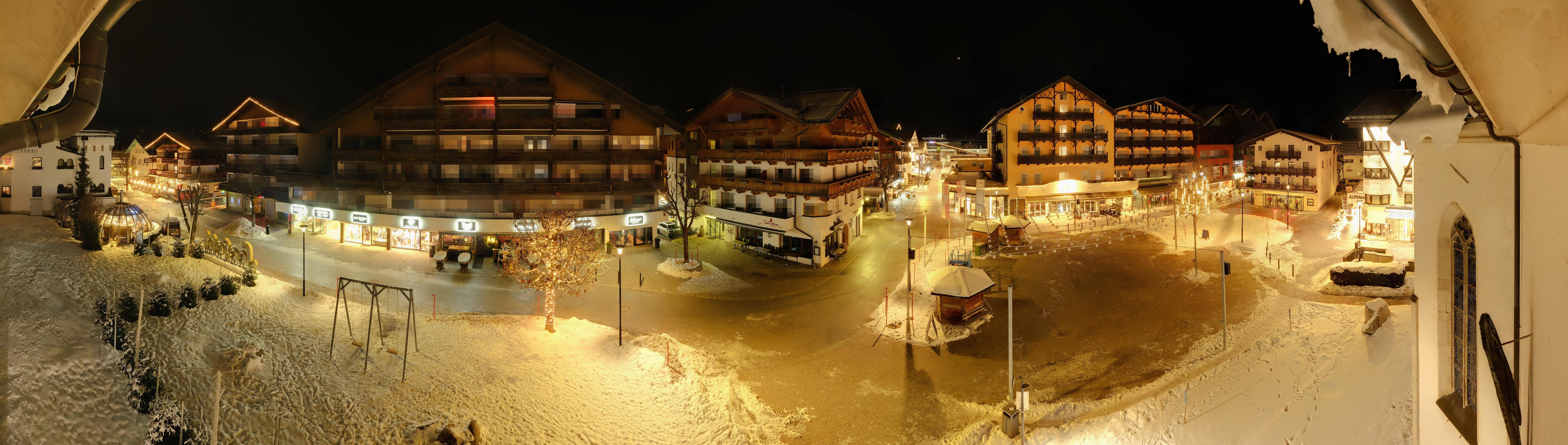 Archiv Foto Webcam Dorfplatz, Seefeld in Tirol