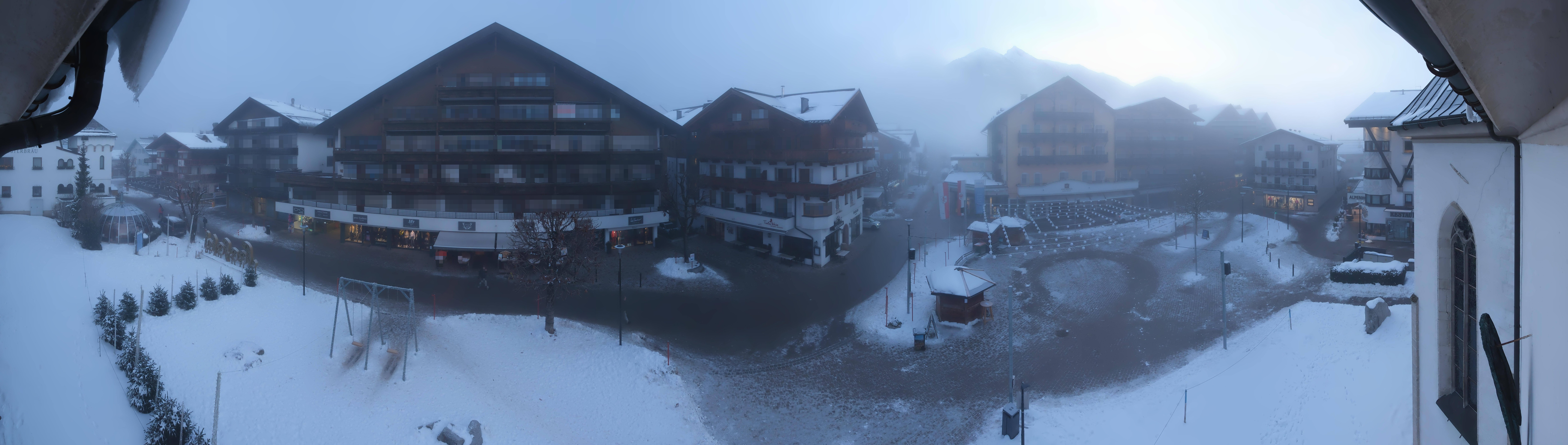 Archiv Foto Webcam Dorfplatz, Seefeld in Tirol