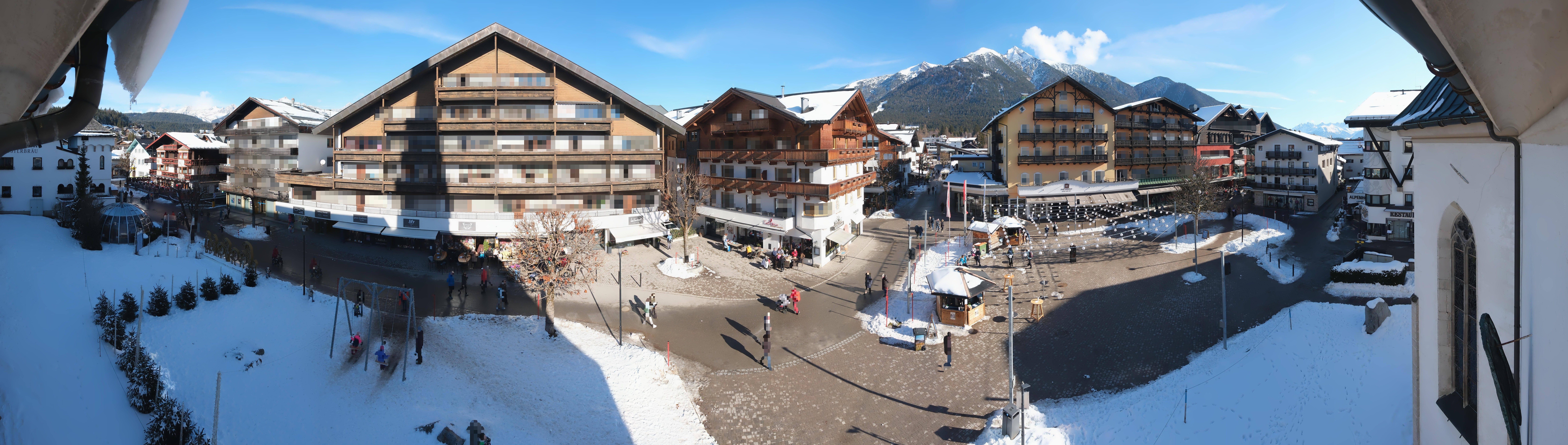 Archiv Foto Webcam Dorfplatz, Seefeld in Tirol