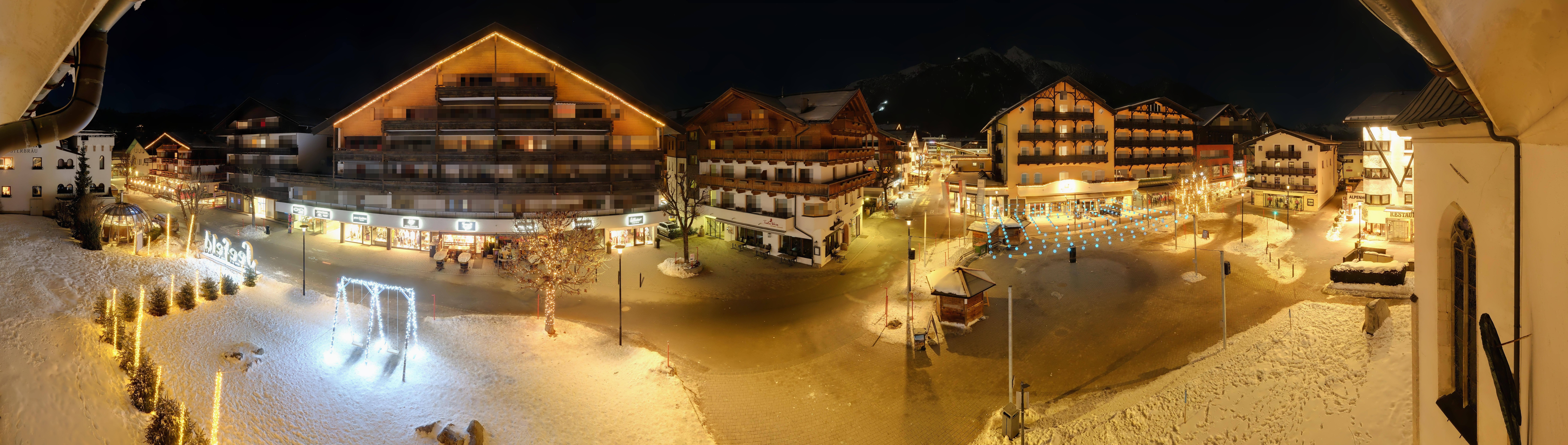 Archiv Foto Webcam Dorfplatz, Seefeld in Tirol