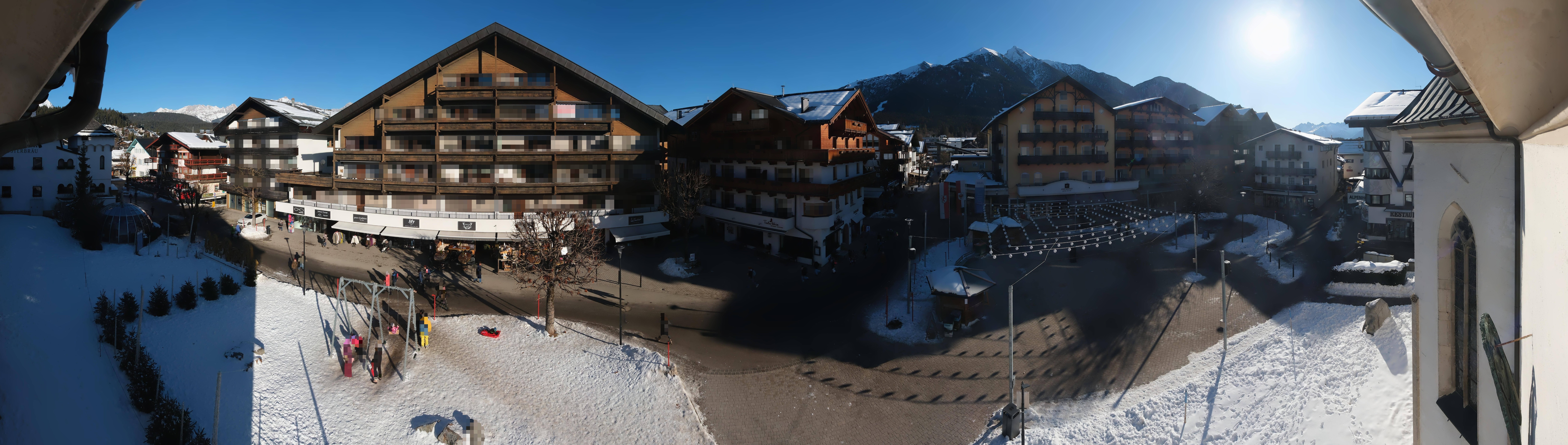 Archiv Foto Webcam Dorfplatz, Seefeld in Tirol