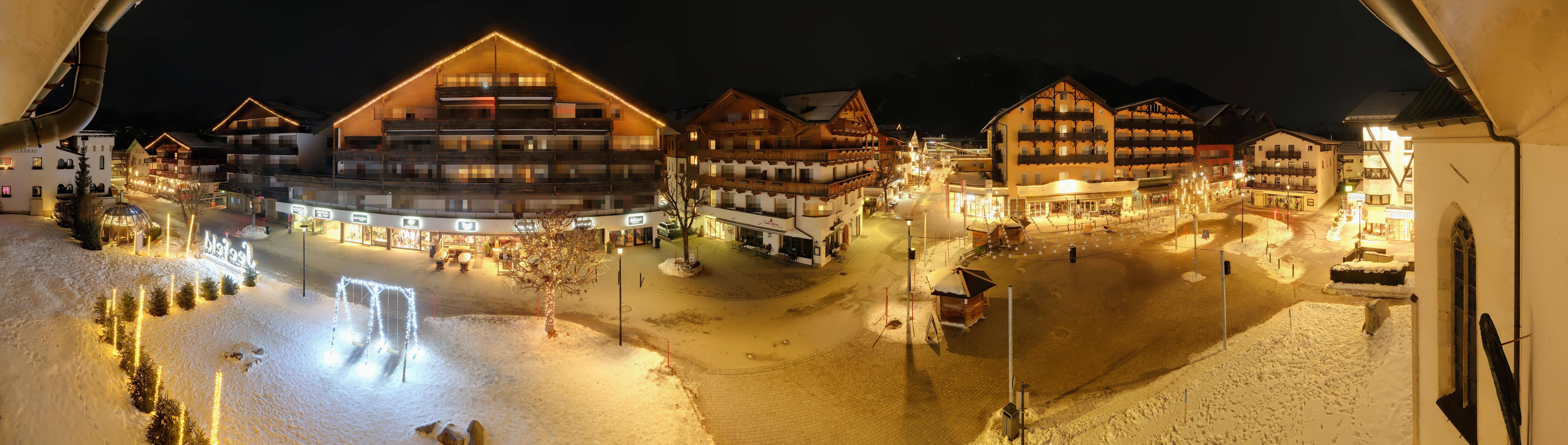 Archiv Foto Webcam Dorfplatz, Seefeld in Tirol