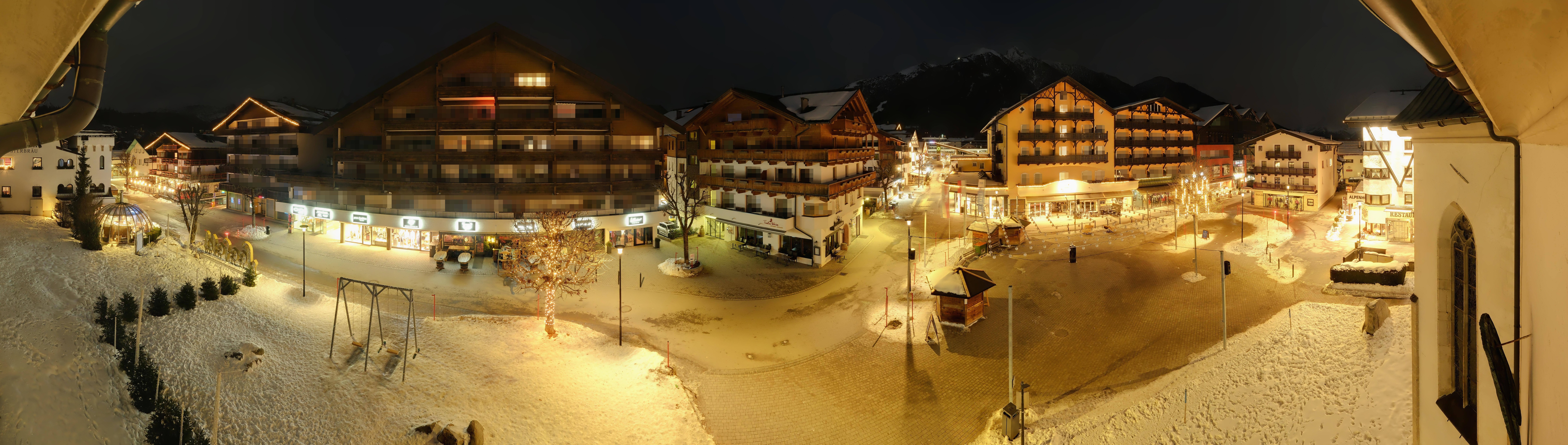 Archiv Foto Webcam Dorfplatz, Seefeld in Tirol