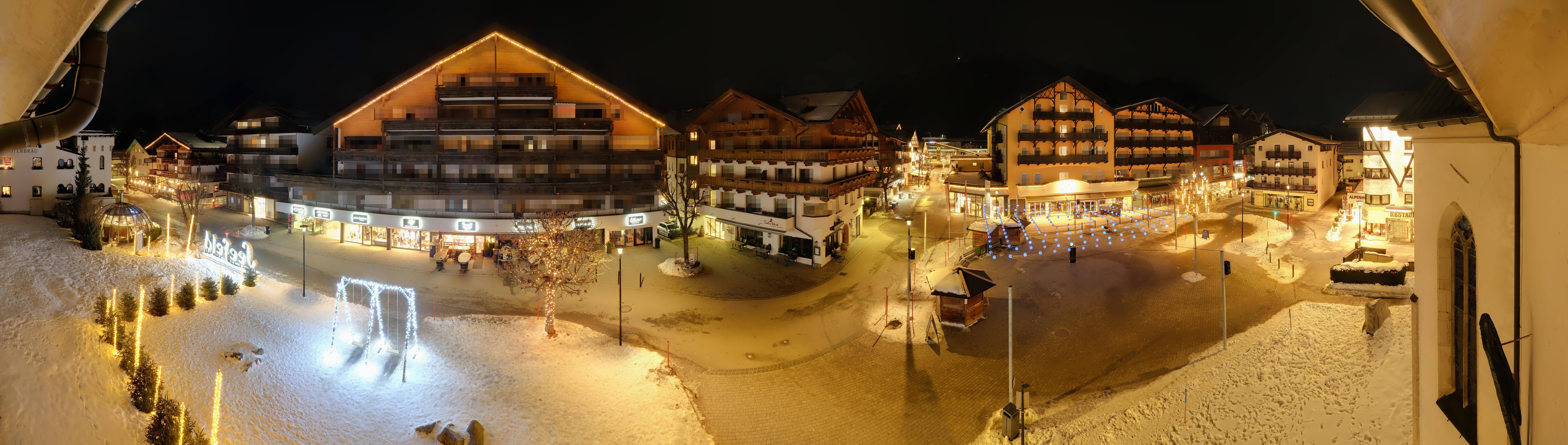 Archiv Foto Webcam Dorfplatz, Seefeld in Tirol