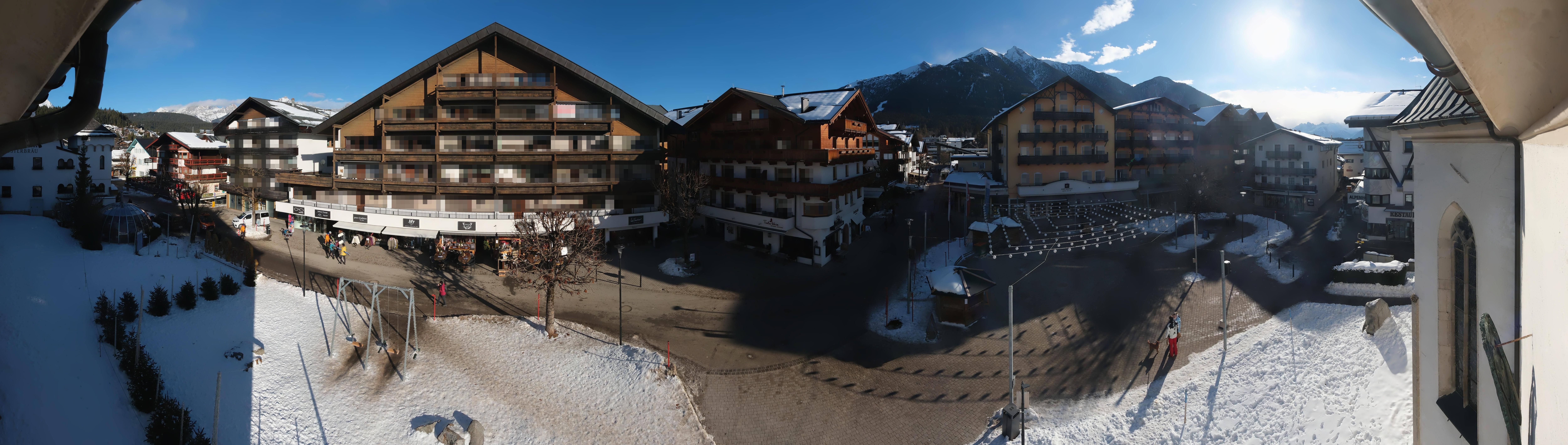 Archiv Foto Webcam Dorfplatz, Seefeld in Tirol