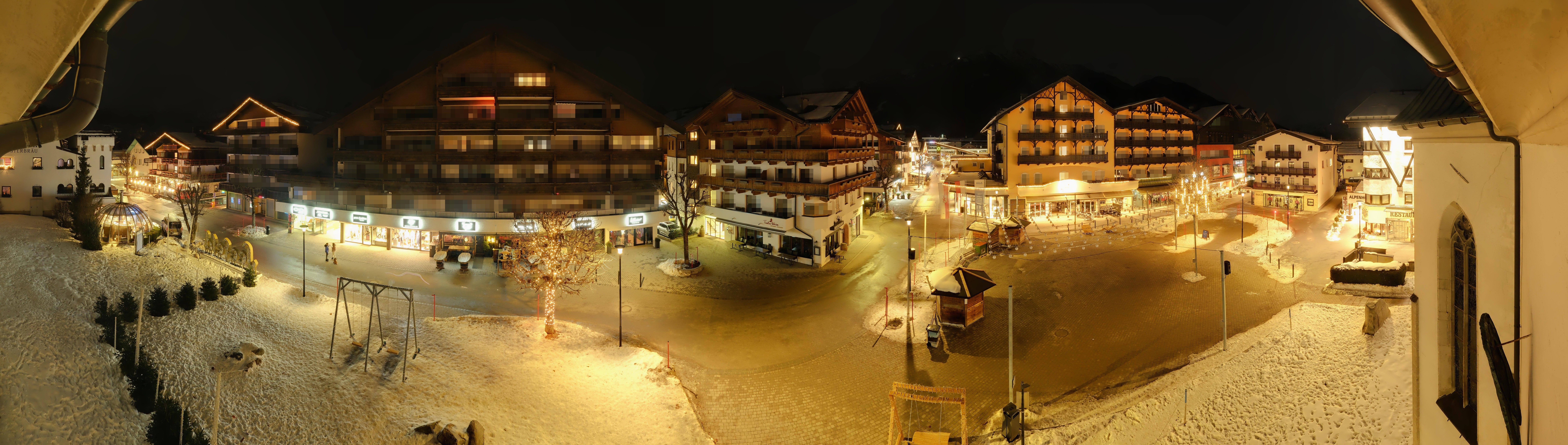 Archiv Foto Webcam Dorfplatz, Seefeld in Tirol
