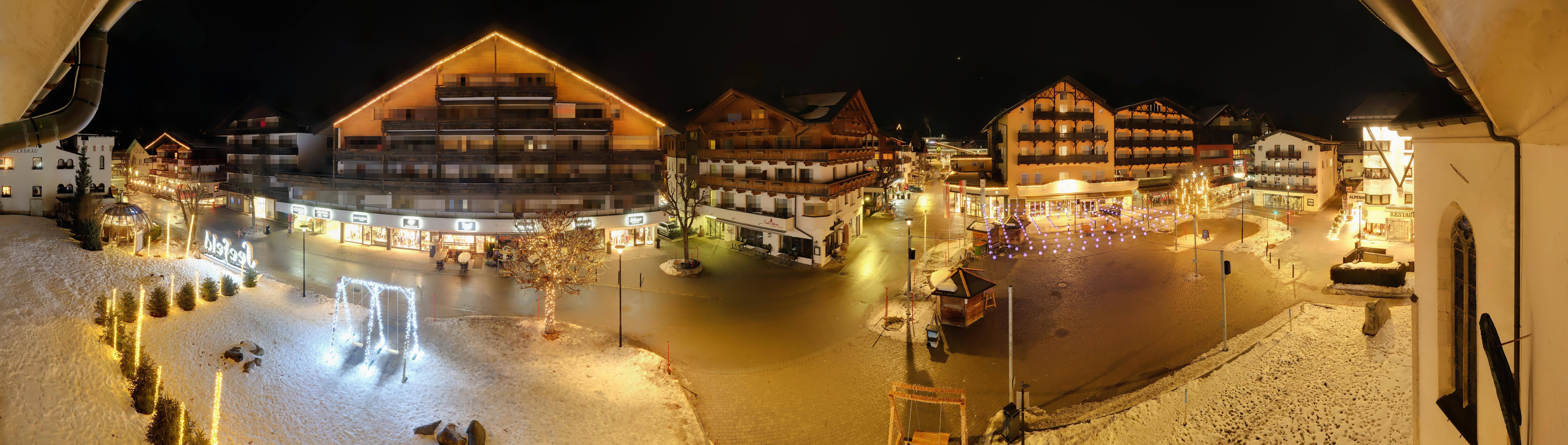 Archiv Foto Webcam Dorfplatz, Seefeld in Tirol